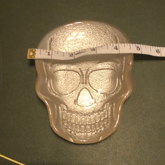 Glass Top Skull Dish - Picture 3 of 4